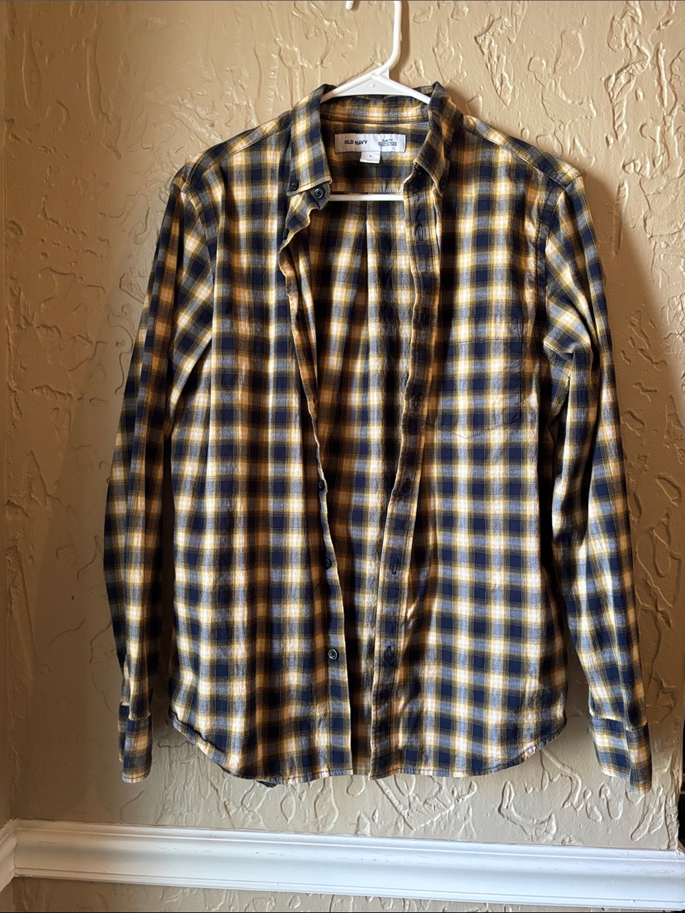 Small Slim Fit Old Navy Men's Navy and Yellow Plaid Button-Down Shirt